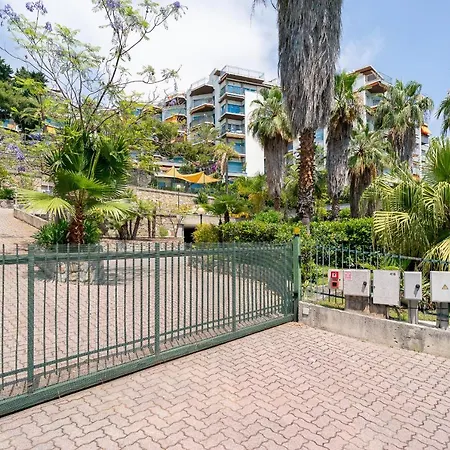 Le Ginestre - Sea View - 3 Bedrooms - Parking Apartment Sanremo