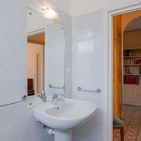 Le Ginestre - Sea View - 3 Bedrooms - Parking شقة