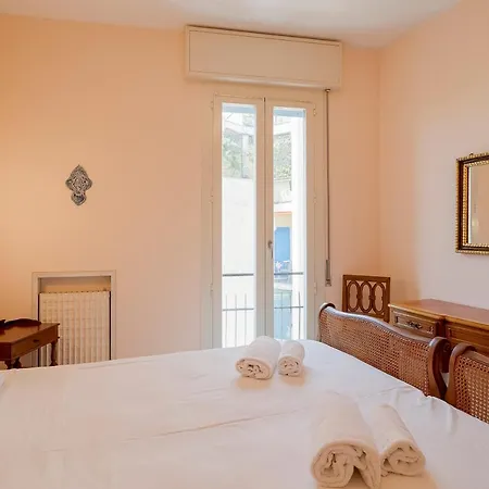 Le Ginestre - Sea View - 3 Bedrooms - Parking