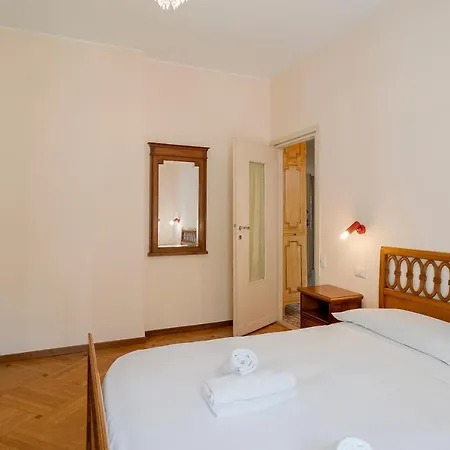 Apartment Le Ginestre - Sea View - 3 Bedrooms - Parking